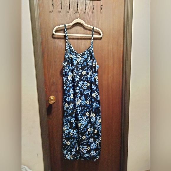 torrid Dresses & Skirts - Torrid Spaghetti Strap Floral Dress